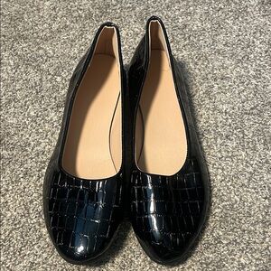 Elegant Black Women's Flats